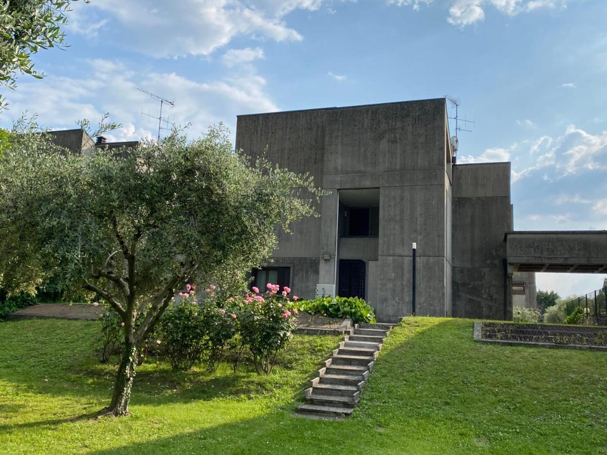 Holiday Home Punta D'Oro With Garden, Parking Place And Lake Access At 300 M Iseo Kültér fotó